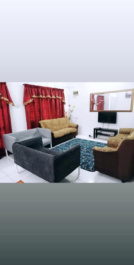 Homestay Mama Razzin Kuala Kangsar Bagian luar foto