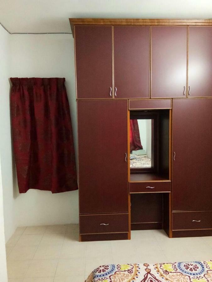 Homestay Mama Razzin Kuala Kangsar Bagian luar foto
