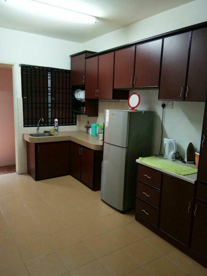 Homestay Mama Razzin Kuala Kangsar Bagian luar foto