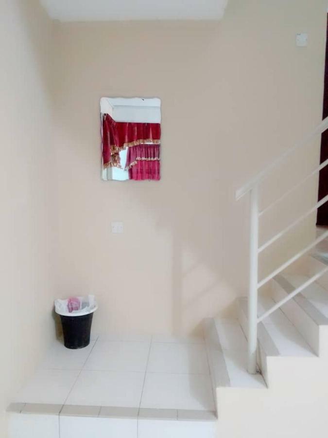 Homestay Mama Razzin Kuala Kangsar Bagian luar foto